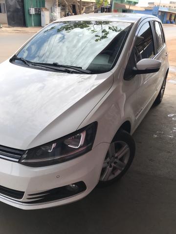 Vendo Fox confortiline baixo km - Foto 2