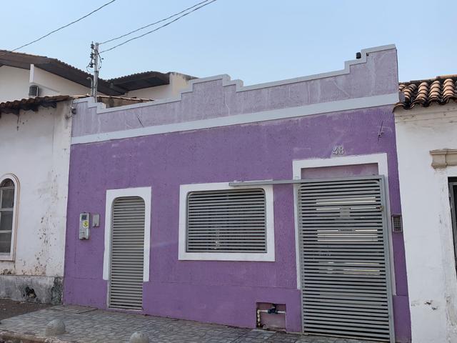 Aluga-se ou vende-se casa/comercial bairro Baú