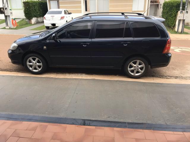 Vendo Toyota Corolla Fielder ano 2005