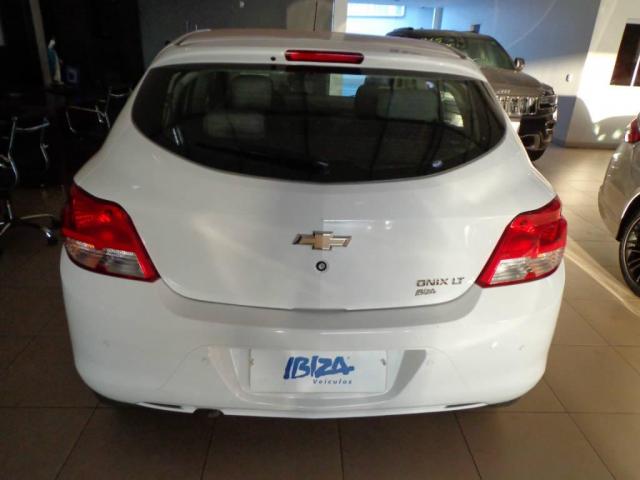 Chevrolet Onix 1.0 LT MECANICO - Foto 3