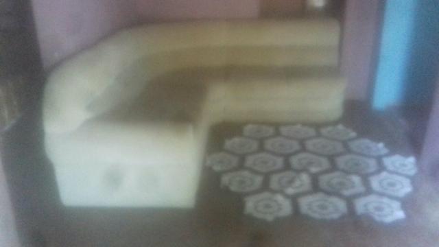 Troca um sofa de canto no celular
