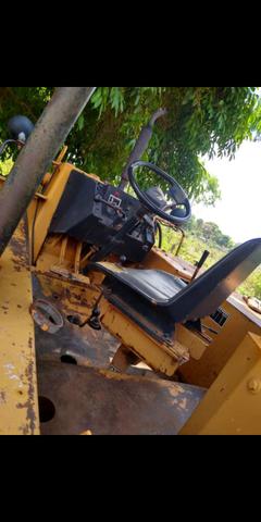 Retroescavadeira 580 H - Foto 2
