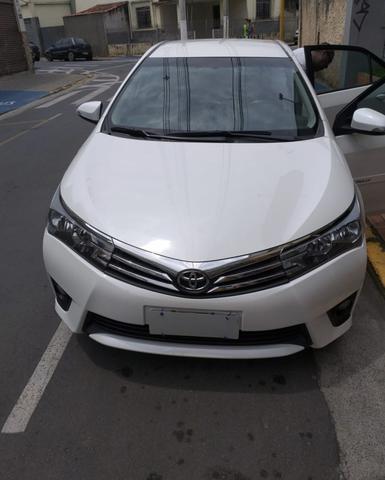 Vendo Corolla em ótimo estado de conservação