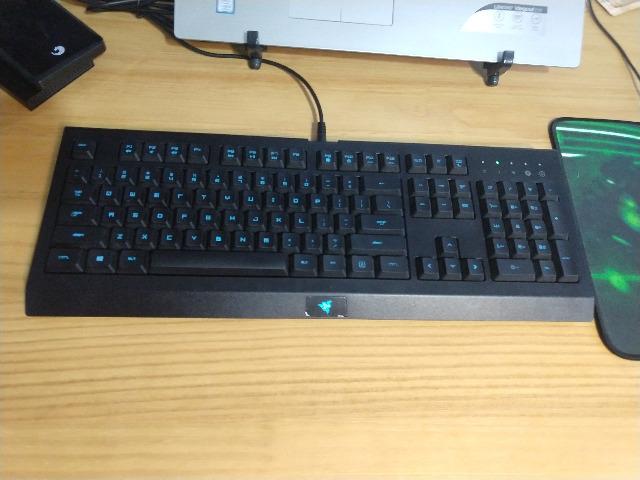 Teclado Gamer Razer Cynosa Pro
