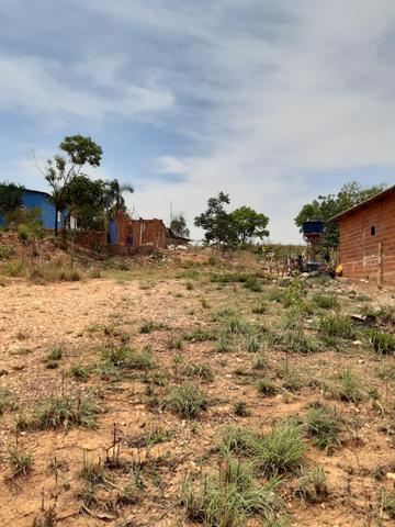 Vendo um terreno prox bairro Serra dourada várzea grande
