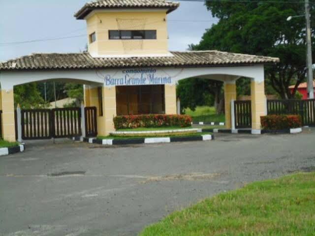VENDE-SE TERENO EM BARRA GRANDE-Ilha de Itaparica