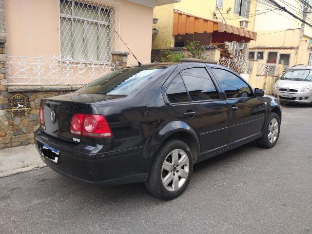 Vw Bora + Gnv 5º ger. Troco e financio Aceito Carro ou Moto Maior ou menor valor - Foto 5