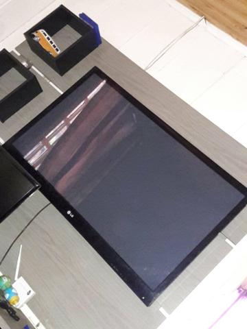 Vendo ou troco TV LG 50" para concertar ou retirar peças