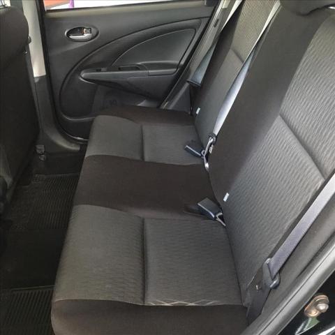 TOYOTA ETIOS 1.5 X SEDAN 16V FLEX 4P MANUAL - Foto 5