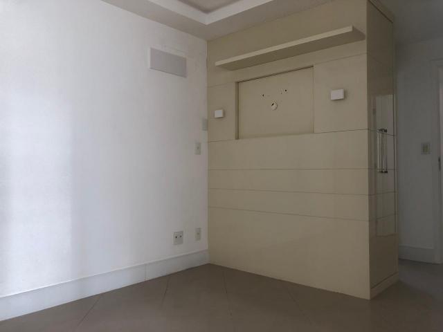 Murano Imobiliária aluga cobertura duplex com 04 quartos na Praia de Itapoã, Vila Velha - - Foto 17
