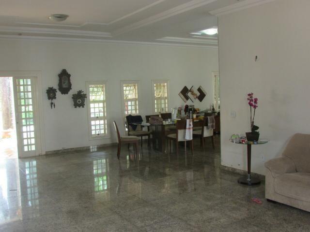 Casa em lote de mais de 1000 m2 - Foto 10