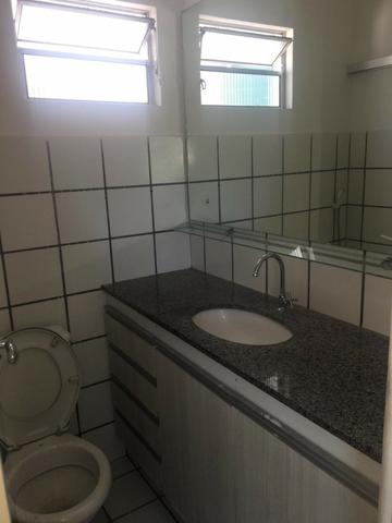 Apartamento todo reformado no Bairro Monte Castelo - Foto 11
