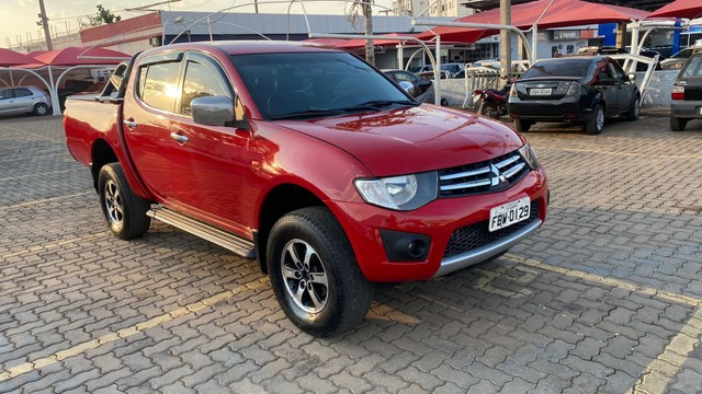 L200 TRITON HPE DIESEL MECÂNICO 4X4
