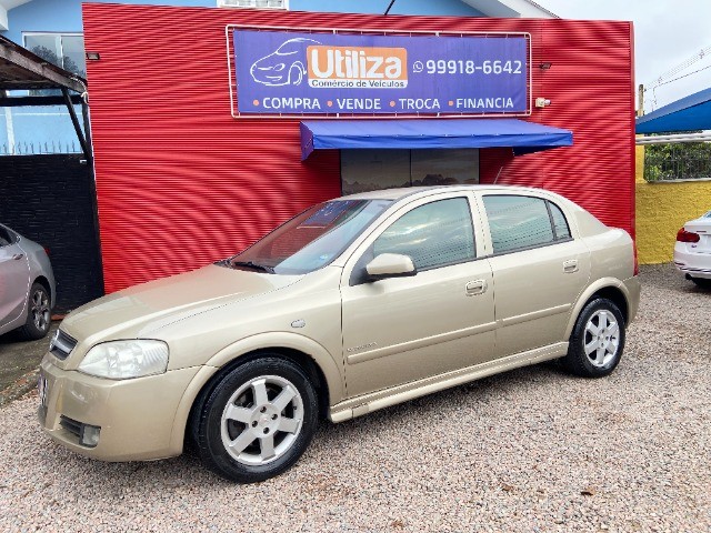 Chevrolet Astra 2.0 Mpfi Elegance em Curitiba