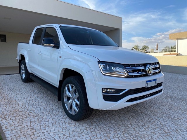 AMAROK V6 HIGHLINE 1.500 KM UN DONO IMPECÁVEL