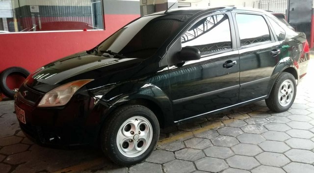 VENDO FIESTA SEDAN 1.0 08/08 COMPLETO
