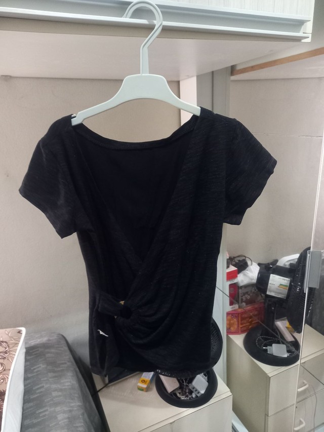 Blusa Preta 20,00 - Foto 4