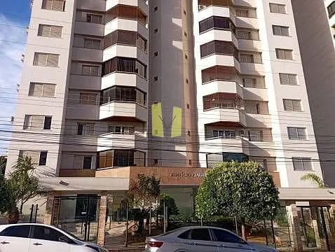 Cobertura de luxo no Piaget, com 343 m², 3 vagas e vista panorâmica. Condomínio com lazer