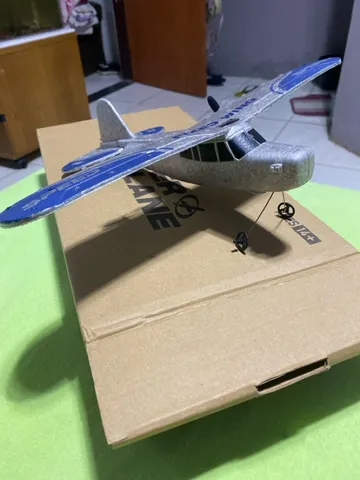 Avião De Controle Remoto Caça Brinquedo Aeromodelo Presente