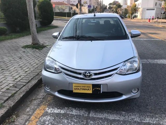 52.900,00 / Etios Sedan XS 1.5 2017 Completo Prata - Foto 3