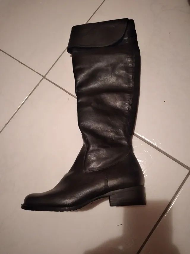 Bota cano longo em couro  - Foto 2