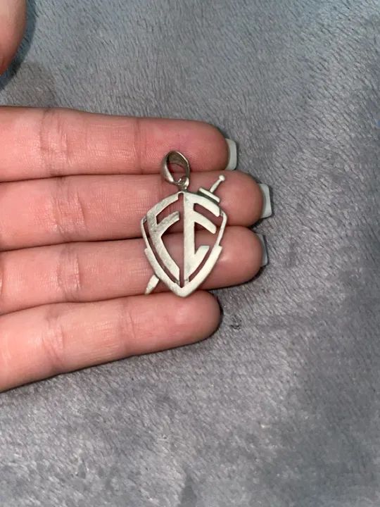 Pingente de prata do escudo da fé  - Foto 2