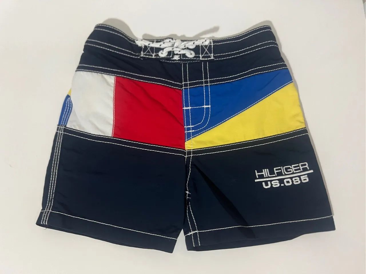 "Berm.TommyHilfiger//Berm.Marvel//Berm.Black//BermCinza"