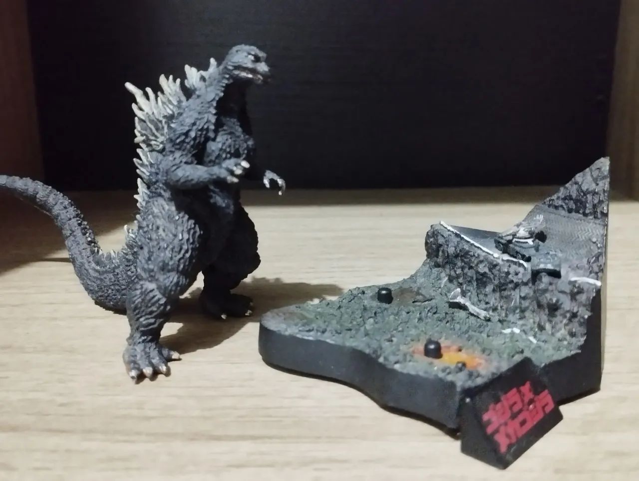 Diorama Godzilla - KiryuGoji (Godzilla 2002) - Original Bandai  - Foto 3