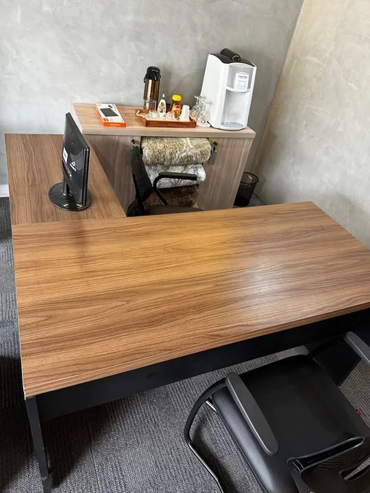 Mesa em L 1.50x1.60 - Escritório Giratória com Rodinhas - Foto 3