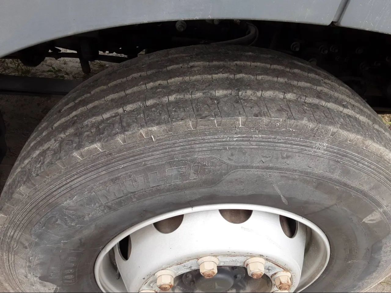 MB Axor 2544 ano 2022, 6x2, com 45.600 Km, Bug leve, em SP - Foto 8