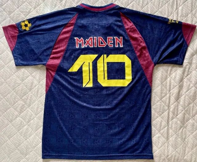 Camisa Oficial Iron Maiden - The Final Frontier Tour 2010 - Foto 2