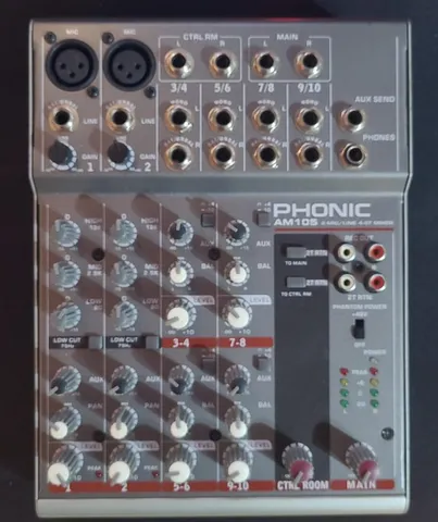 Mesa de Som Phonic AM105