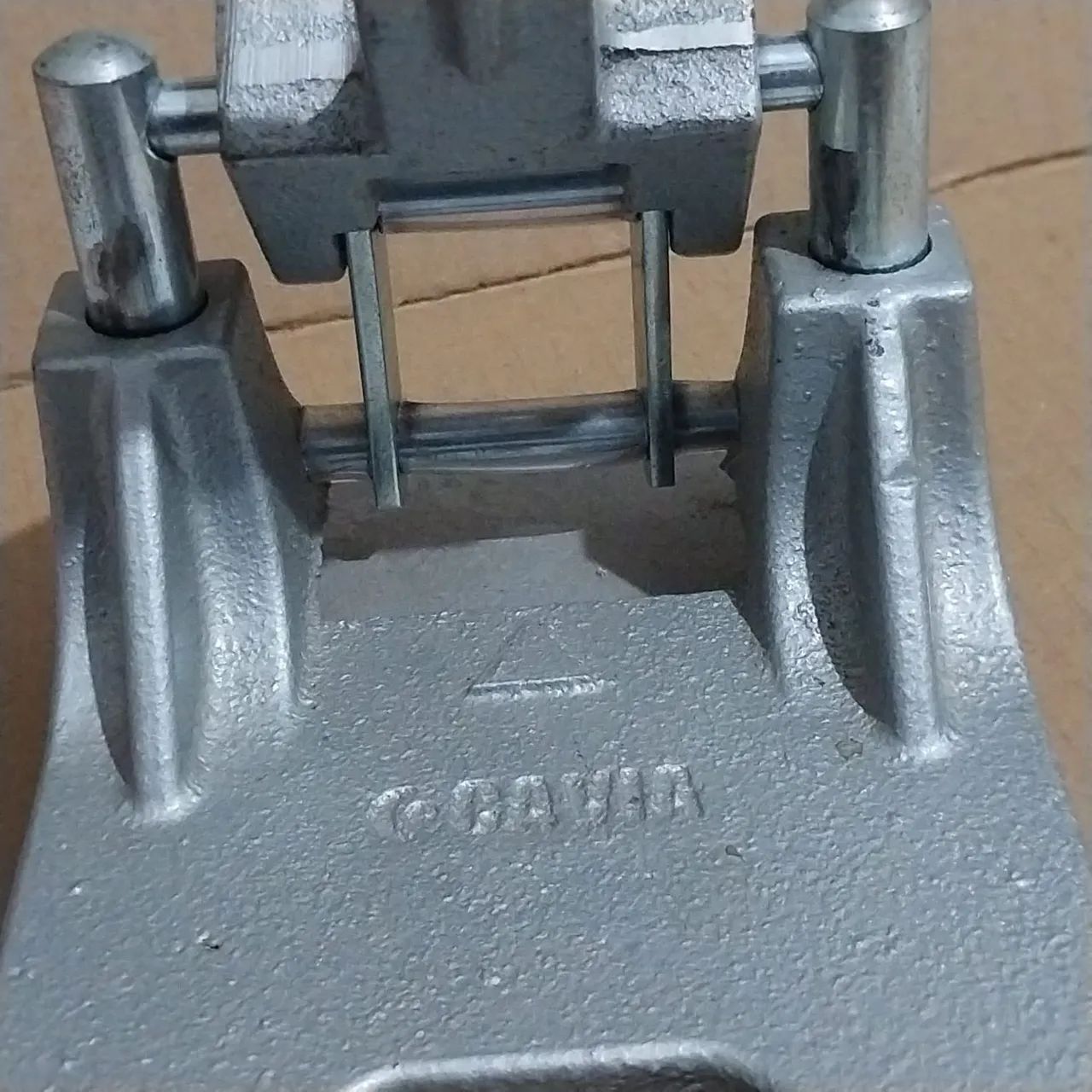 Perfurador Grande de Papel 60 Folhas CA101 Cavia  - Foto 2