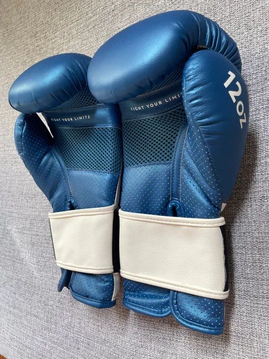 Luvas de Boxe 12oz Azul Metálica - Novas  - Foto 2