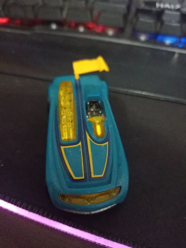 Carrinho hot wheels muda de cor  - Foto 2