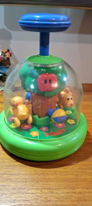 Tomy de Cachorrinhos