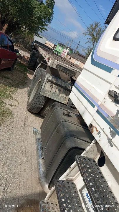 Caminhão Scania 113H 6x2 - Graneleiro Completo - Foto 10