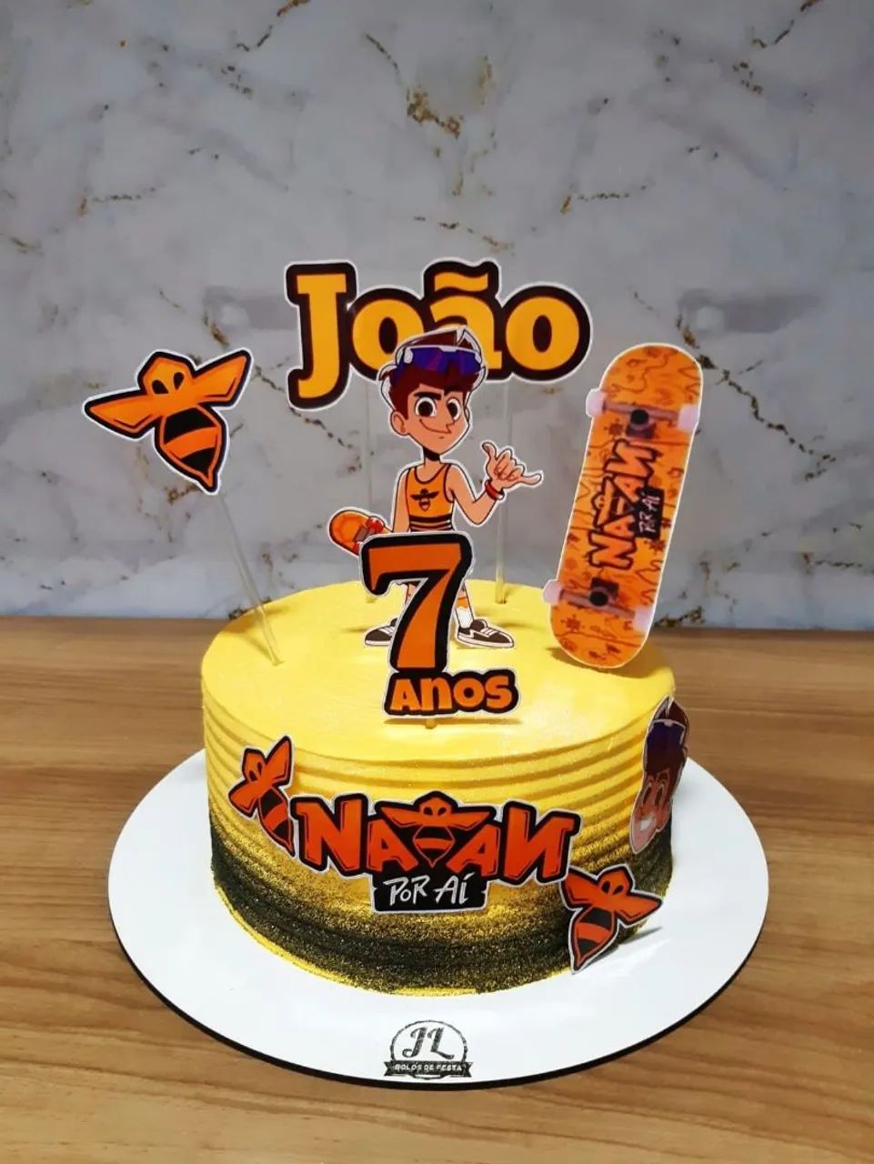 Tortas e bolos confeitados  - Foto 4