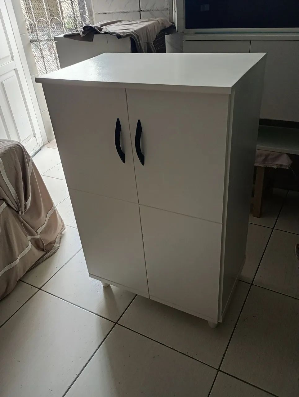 Armário multiuso novo 64374838590082120