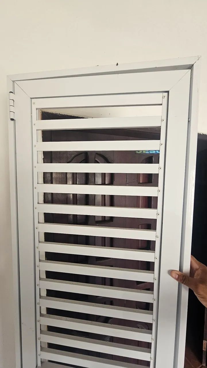 Por de alumínio com batente64584933799682121