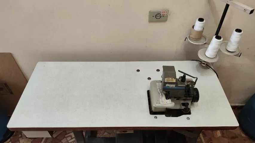 Maquina de Overloque Phonner Special LF 236 - Foto 2