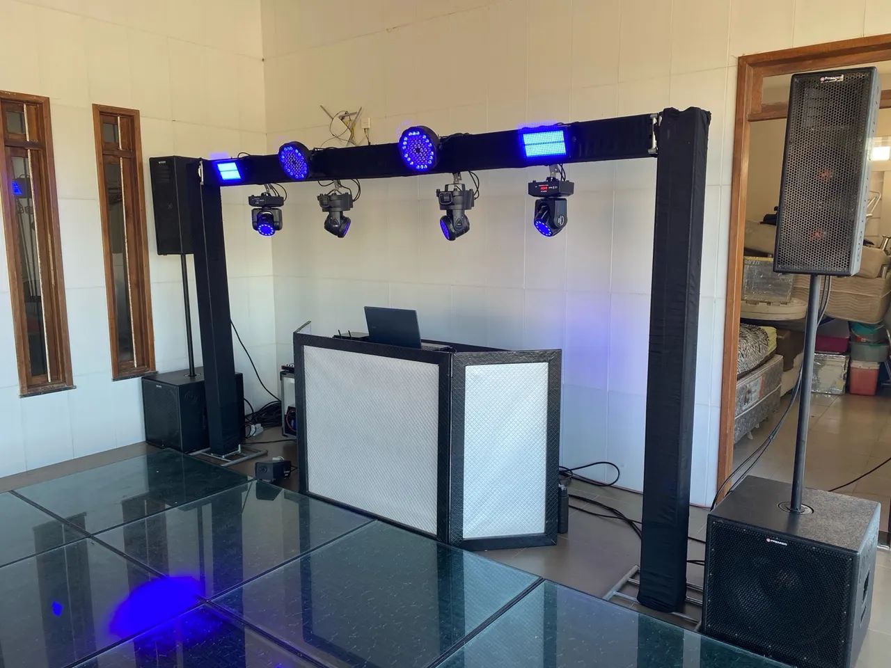 Dj erilio som e iluminação profissional 