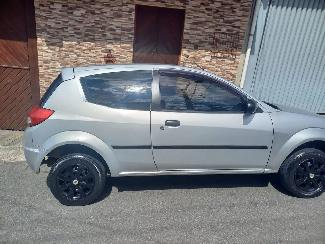Ford ka 2009 bem conservado