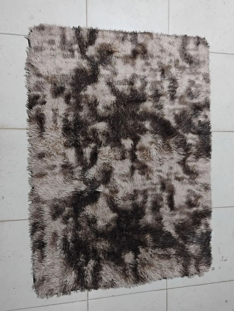 Tapete Pelúcia Shaggy Cinza e Preto