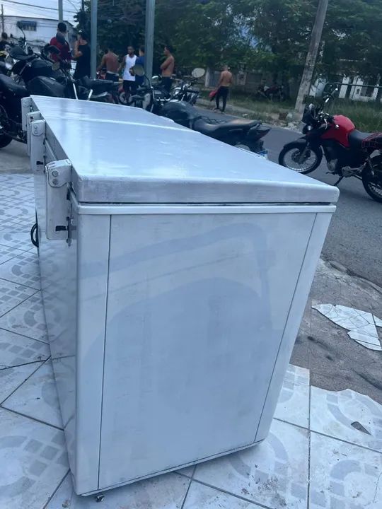 Freezer 2 portas grande gelando muitoooo - Foto 2