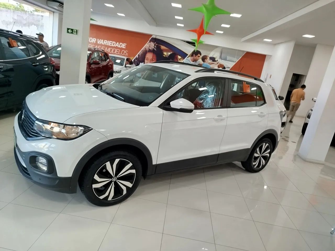 T-Cross 1.0 Turbo 200 Tsi 2024 - Foto 3
