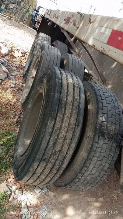 Caminhão Scania 113H 6x2 - Graneleiro Completo - Foto 8