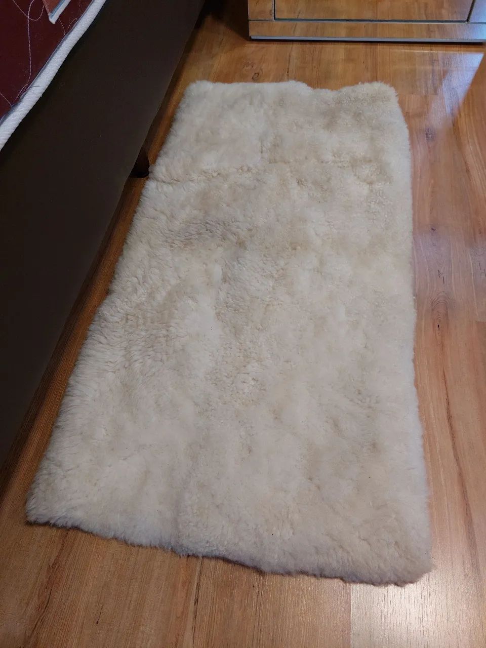 Tapete Pele de Ovelha - Branco - Foto 2