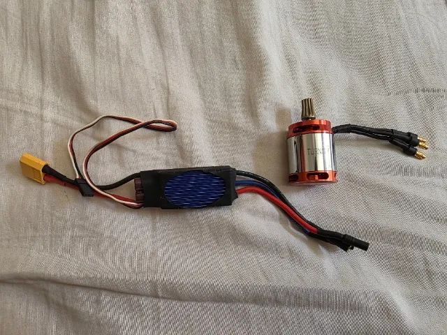ESC Align RCE-BL35P + Motor Turnigy H2218 3550KV