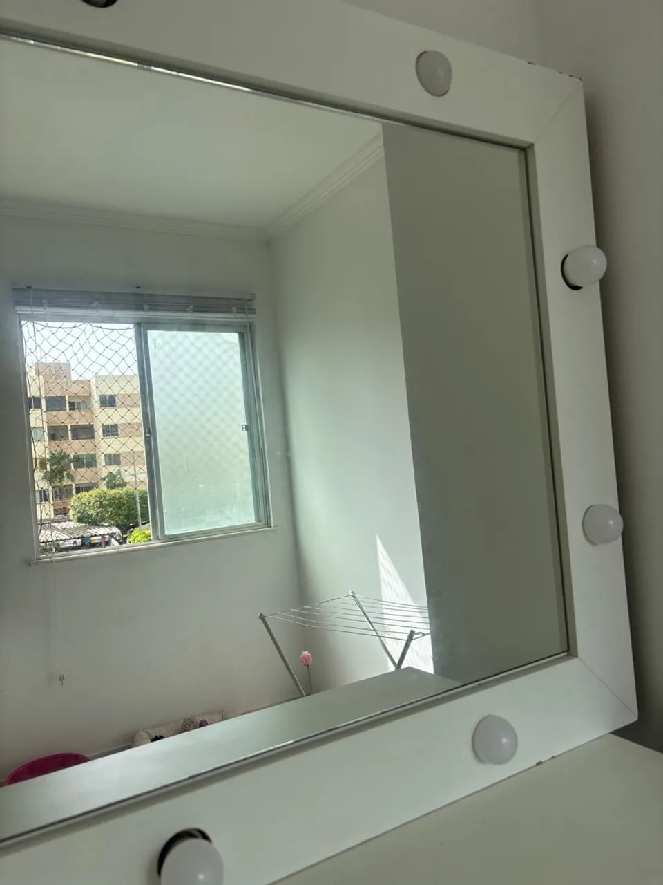 Penteadeira com espelho e luzes - Foto 4